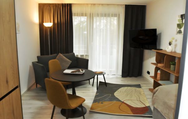 Top-Apartment single room